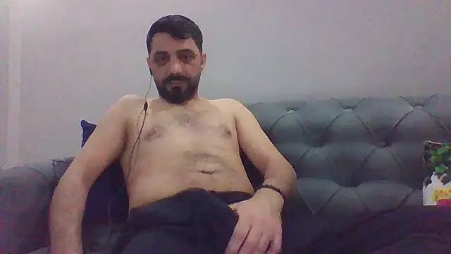 Snapshot of Sexyy_Mann34 chatting on April 18, 9:48 pm Sexyy Mann34 online show from April 18, 9:48 pm