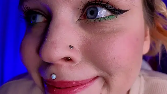 HanaMitsuri online show from March 18, 9:32 pm