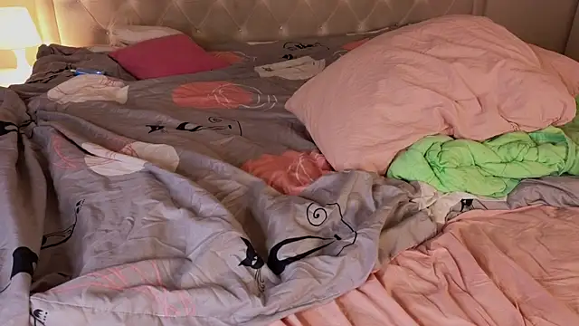 HanaMitsuri online show from October 21, 6:07 pm