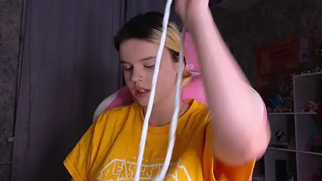 HanaMitsuri online show from January 26, 6:48 pm