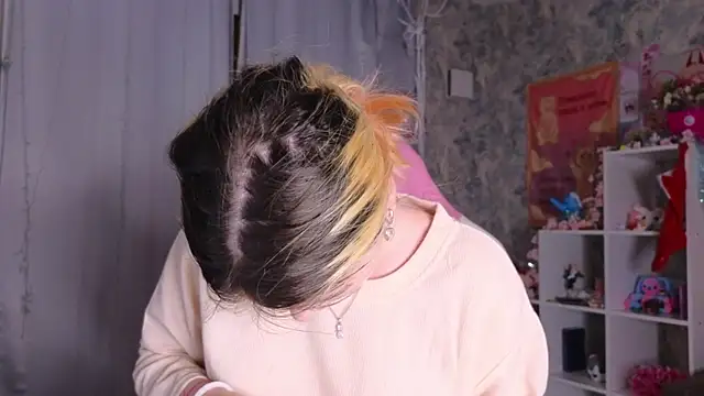 HanaMitsuri online show from January 28, 11:17 pm