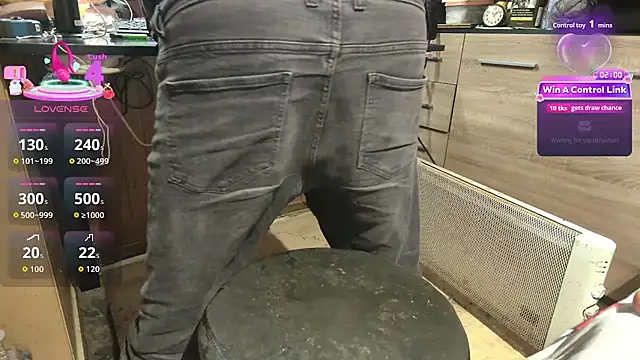 misteryman1956 online show from March 26, 10:29 pm