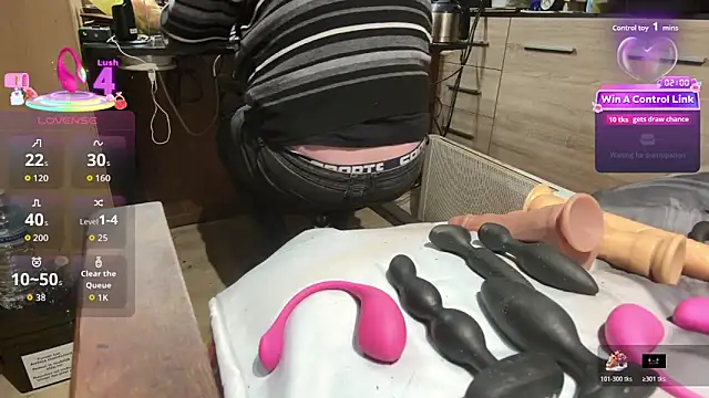 misteryman1956 online show from February 7, 7:27 am