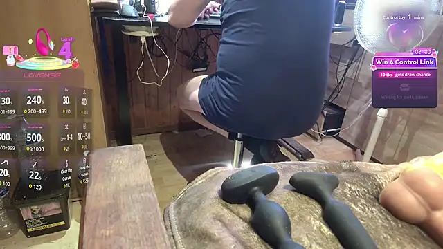 misteryman1956 online show from June 27, 12:22 pm