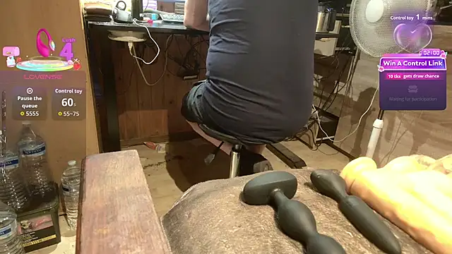 misteryman1956 online show from July 8, 7:36 pm