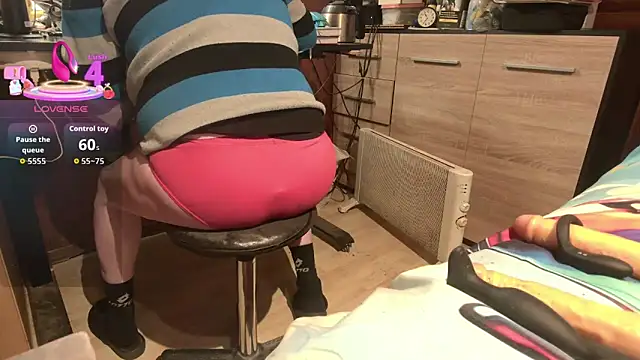 misteryman1956 online show from March 17, 6:00 pm