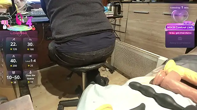 misteryman1956 online show from March 5, 7:49 am