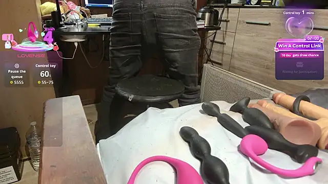 misteryman1956 online show from February 17, 8:17 pm