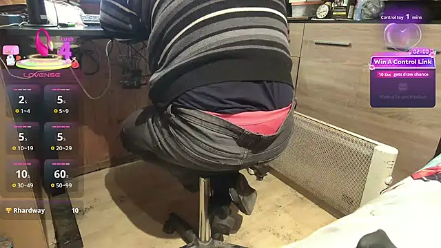 misteryman1956 online show from April 1, 6:15 am