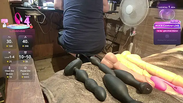 misteryman1956 online show from June 28, 3:40 pm