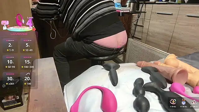 misteryman1956 online show from February 4, 6:58 pm