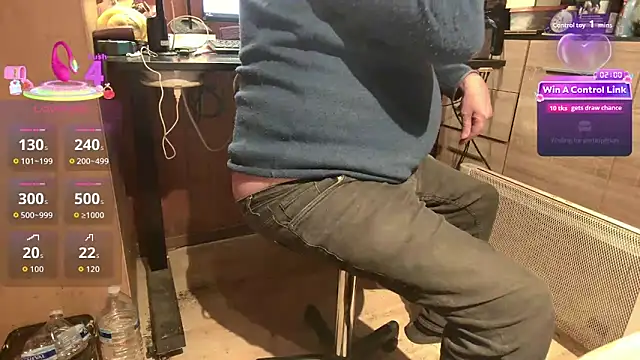 misteryman1956 online show from April 12, 8:01 pm