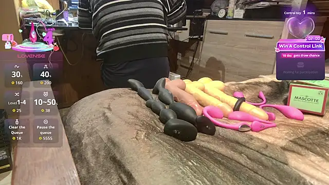 misteryman1956 online show from June 10, 10:49 am