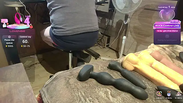 misteryman1956 online show from July 19, 6:04 pm