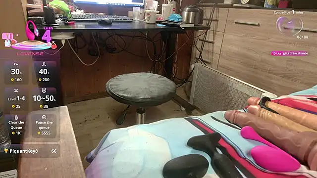 misteryman1956 online show from November 19, 7:14 pm