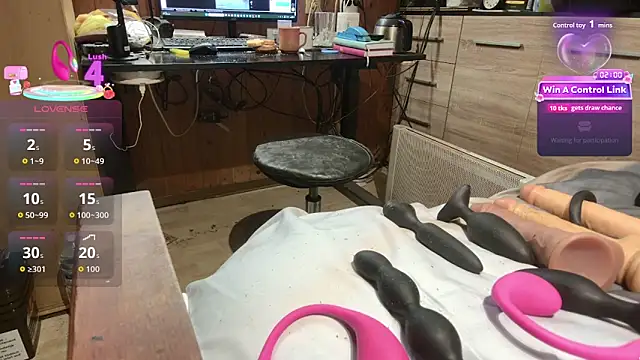 misteryman1956 online show from February 16, 8:07 pm