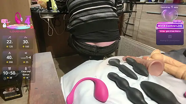 misteryman1956 online show from February 5, 7:04 am