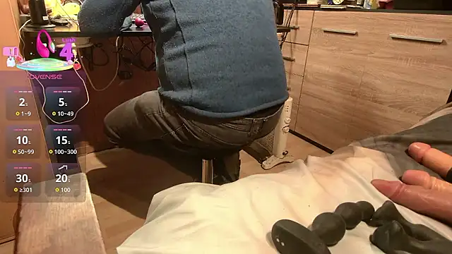 misteryman1956 online show from January 16, 10:30 am