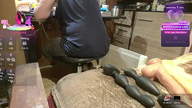 misteryman1956 online show from June 14, 5:47 pm
