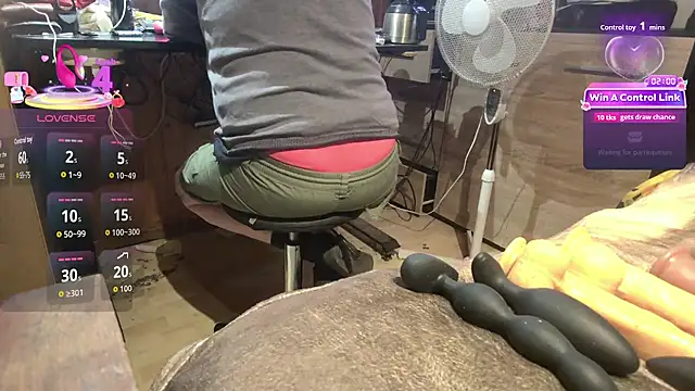 misteryman1956 online show from July 22, 3:58 pm