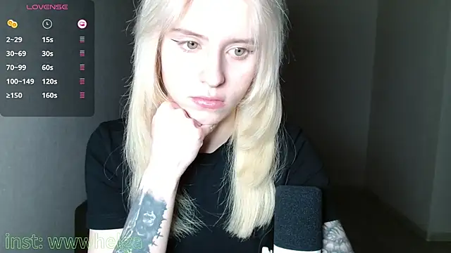 Snapshot of LizaKisses chatting on October 17, 2:52 pm LizaKisses online show from October 17, 2:52 pm
