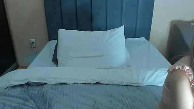 Snapshot of Mimi_Mira chatting on December 26, 2:37 pm Mimi Mira online show from December 26, 2:37 pm