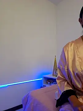 VictoriaEvaans  online show from December 4, 9:58 pm