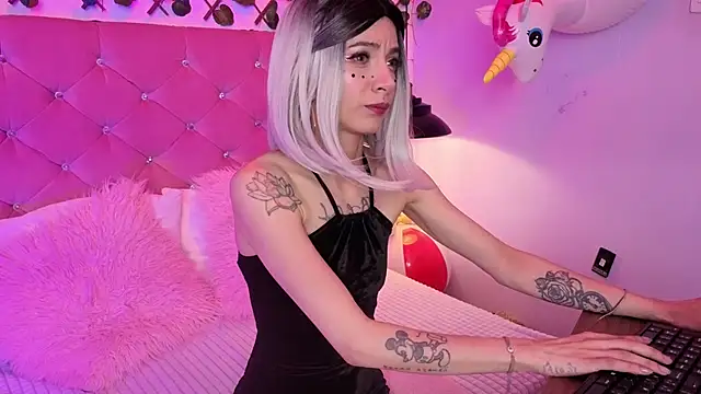 lauren evans96 online show from March 17, 4:26 am