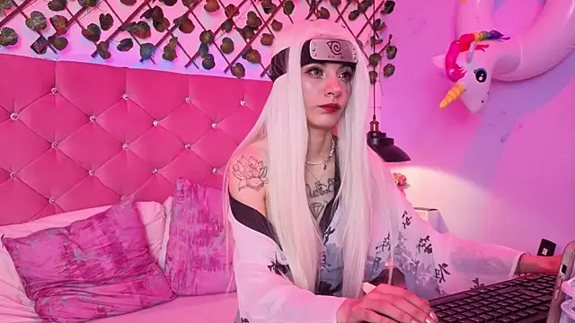 lauren evans96 online show from April 10, 3:57 am