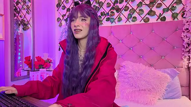 Snapshot of lauren_evans96 chatting on February 19, 3:25 am lauren evans96 online show from February 19, 3:25 am