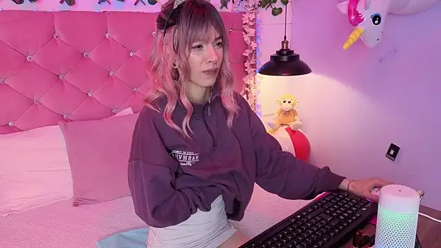 lauren evans96 online show from March 4, 3:36 am