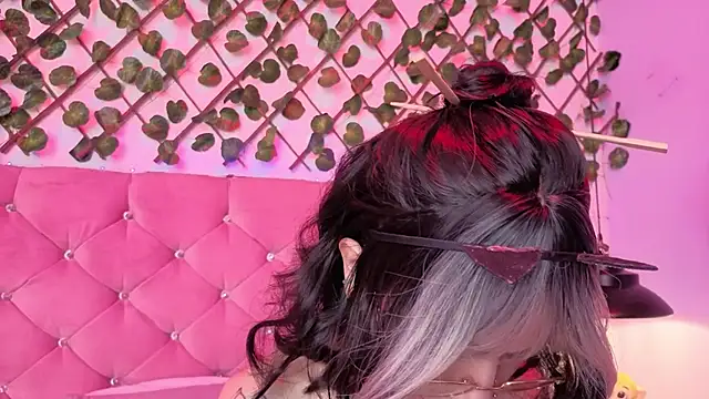 lauren evans96 online show from March 6, 3:34 am