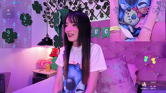 Snapshot of lauren_evans96 chatting on March 15, 4:24 am lauren evans96 online show from March 15, 4:24 am