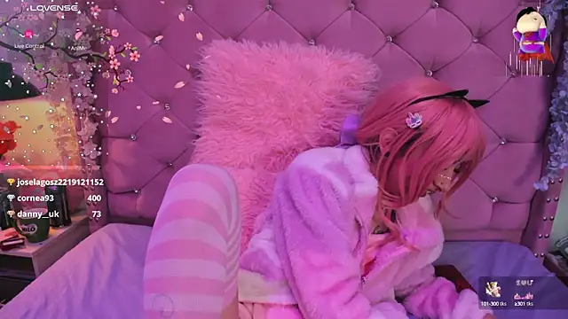 Snapshot of lauren_evans96 chatting on March 4, 9:51 am lauren evans96 online show from March 4, 9:51 am