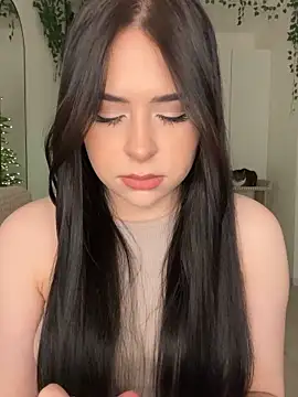  SweetCandyy online show from February 11, 7:25 pm