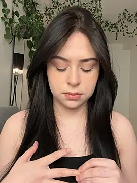  SweetCandyy online show from February 18, 9:31 pm