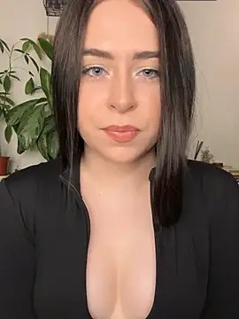  SweetCandyy online show from June 6, 8:25 pm
