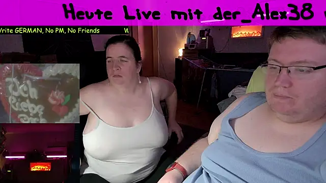 Snapshot of der_alex38 chatting on February 9, 12:06 am der alex38 online show from February 9, 12:06 am