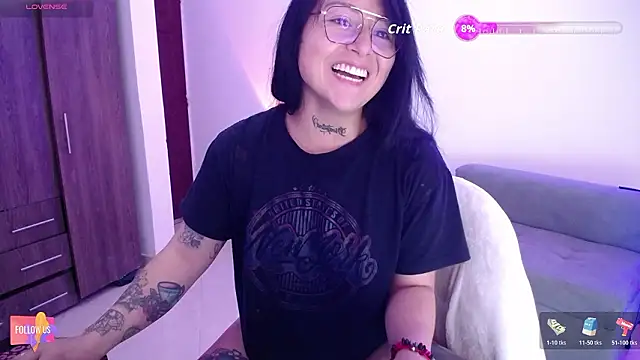 sweet velvett online show from March 15, 6:15 pm