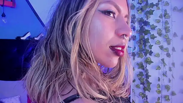 Snapshot of delilah_fix chatting on October 29, 8:19 pm delilah fix online show from October 29, 8:19 pm