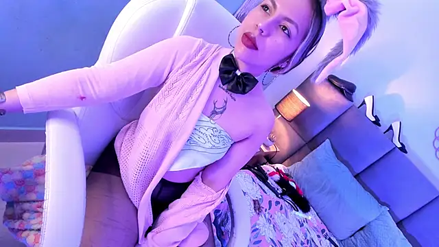 delilah fix online show from September 9, 2:04 pm