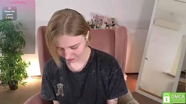 MirraBellanta online show from May 30, 1:01 am