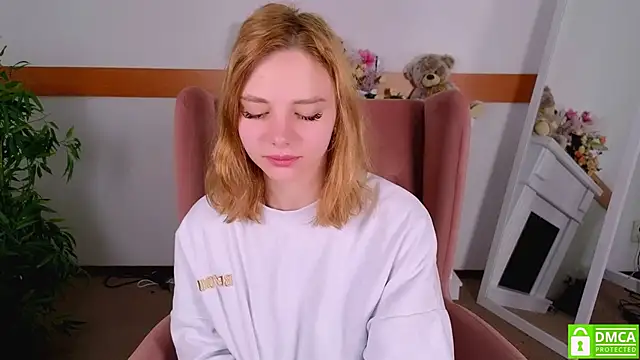 MirraBellanta online show from October 25, 9:04 pm