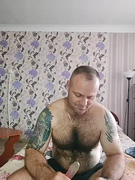 Snapshot of Crek666 chatting on June 7, 4:50 am Crek666 online show from June 7, 4:50 am