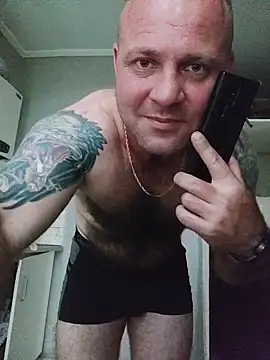 Snapshot of Crek666 chatting on June 7, 4:56 pm Crek666 online show from June 7, 4:56 pm