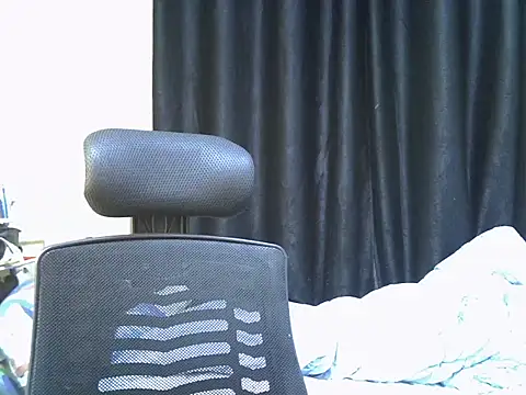 Snapshot of Horny-slut_ chatting on September 25, 4:40 am Horny-slut online show from September 25, 4:40 am