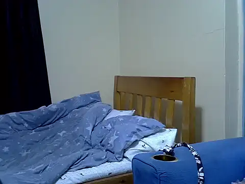 Horny-slut  online show from December 2, 9:49 pm