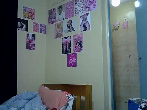 Horny-slut  online show from December 15, 7:31 pm