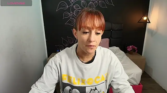 Snapshot of NatashaMason_ chatting on October 22, 11:42 am NatashaMason online show from October 22, 11:42 am