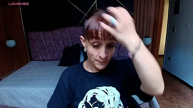 NatashaMason  online show from June 6, 7:19 pm